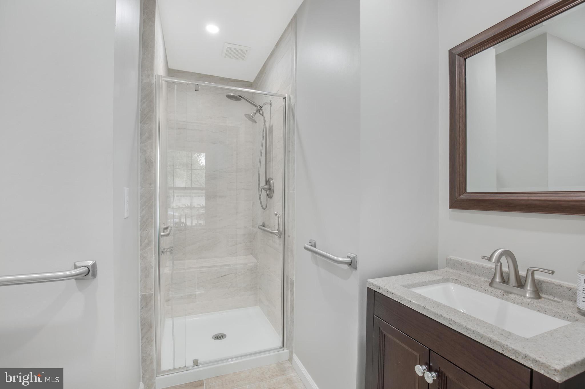 210 Wingate Place Southwest Leesburg, VA 20175 - Photo 10 of 43