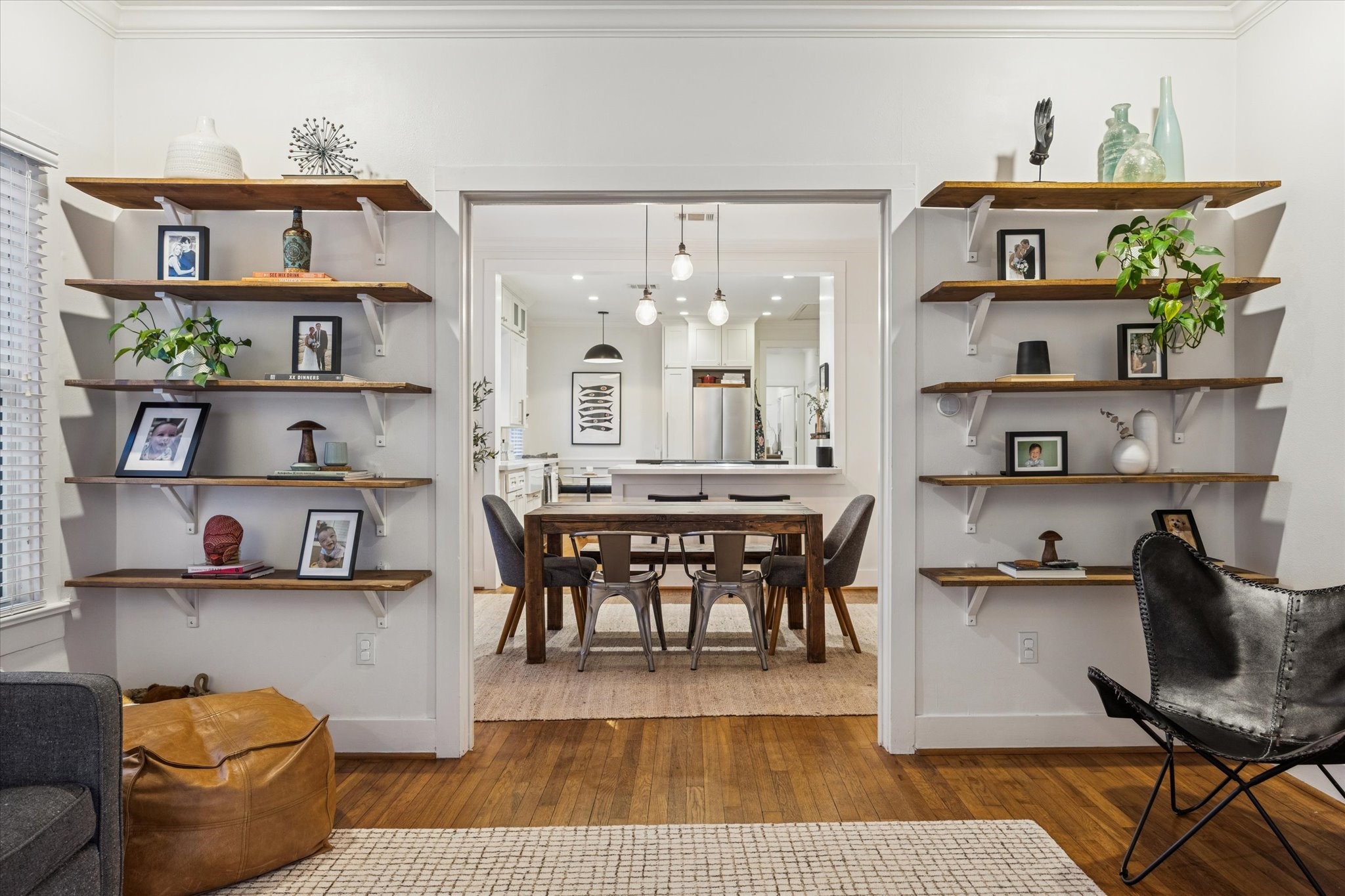 1135 Walling Street Houston, TX 77009 - Photo 6 of 32 thoughtful flow & classic compartmentalization.