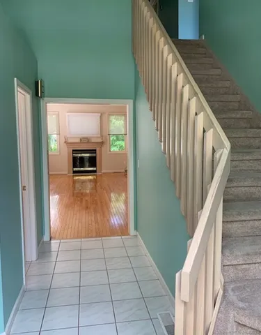 $2,850 | 16 Ancient Highway, Newington, CT 06111