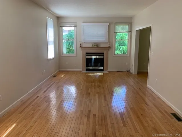 $2,850 | 16 Ancient Highway, Newington, CT 06111