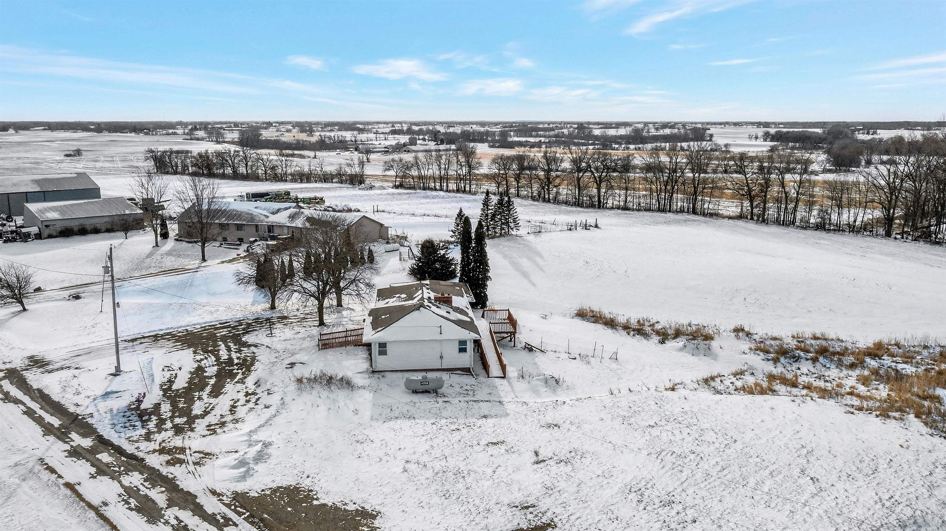 W8662 West Lone Elm Road Van Dyne, WI 54979 - Photo 6 of 36