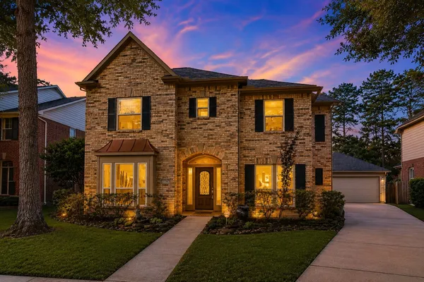 $450,000 | 2915 Silverberry Trail, Kingwood, TX 77345