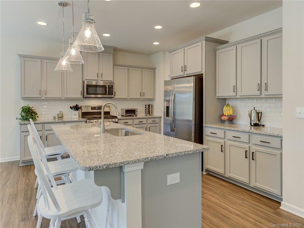 629 Amber Meadows Way Tega Cay, SC 29708 - Photo 7 of 46