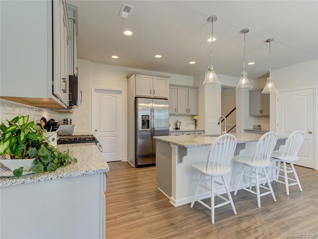 629 Amber Meadows Way Tega Cay, SC 29708 - Photo 10 of 46