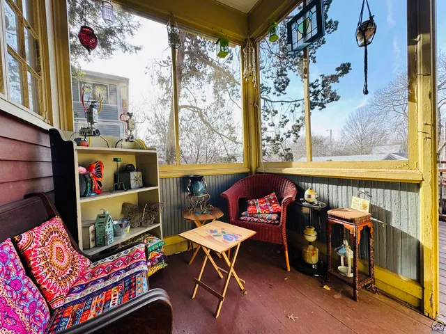 $339,000 | 411 Southwest Woodlawn Avenue, Topeka, KS 66606