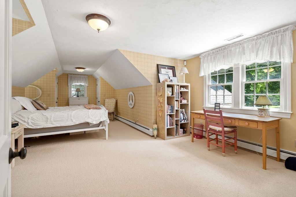 135 Bedford Road Lincoln, MA 01773 - Photo 26 of 42 Gallery Image 26