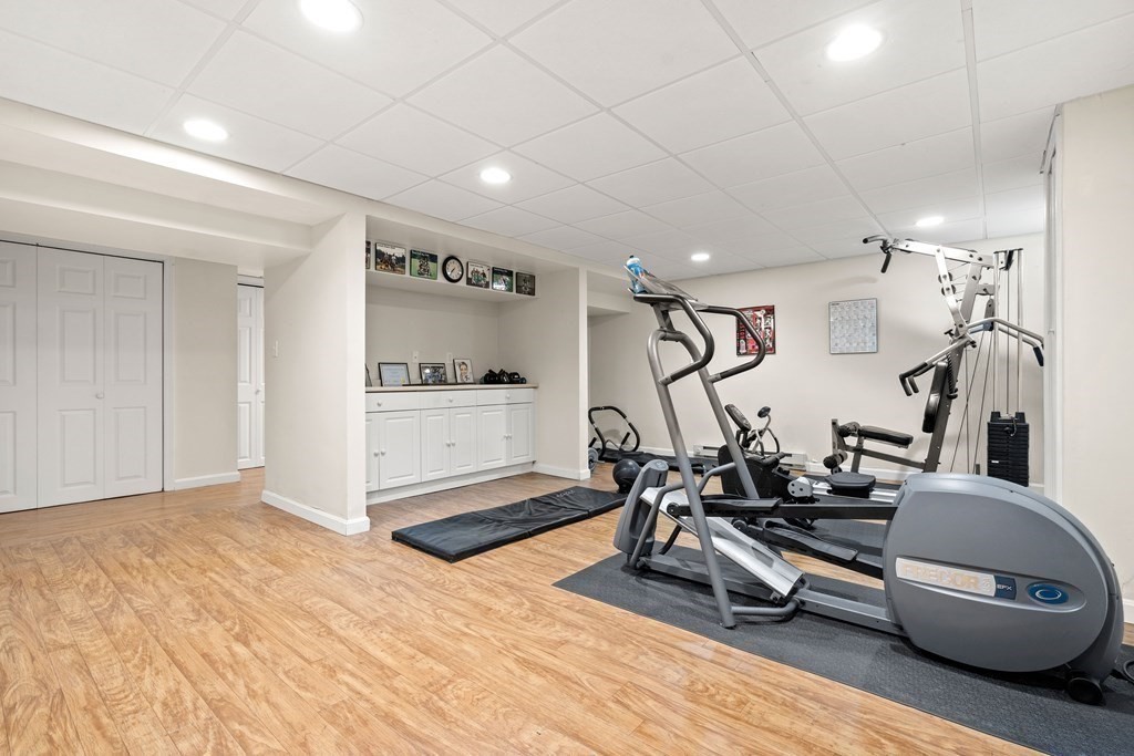 135 Bedford Road Lincoln, MA 01773 - Photo 32 of 42 Gallery Image 32
