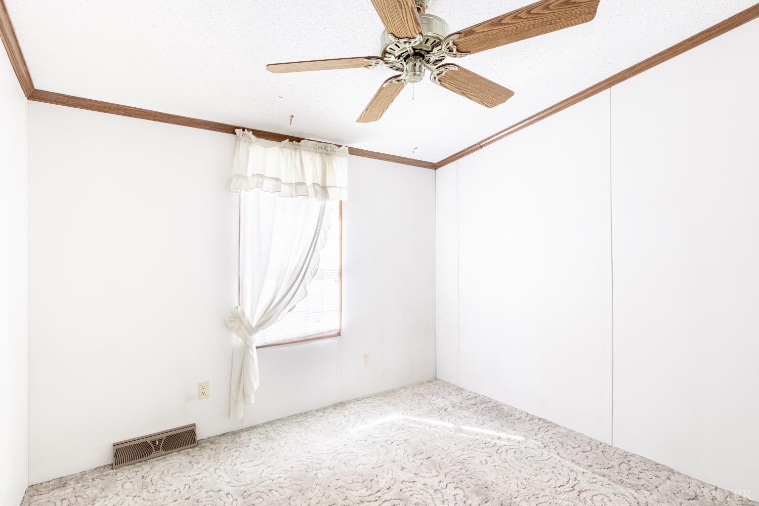 750 Price Lane Pamplin, VA 23958 - Photo 21 of 59 a view of an empty room with a window