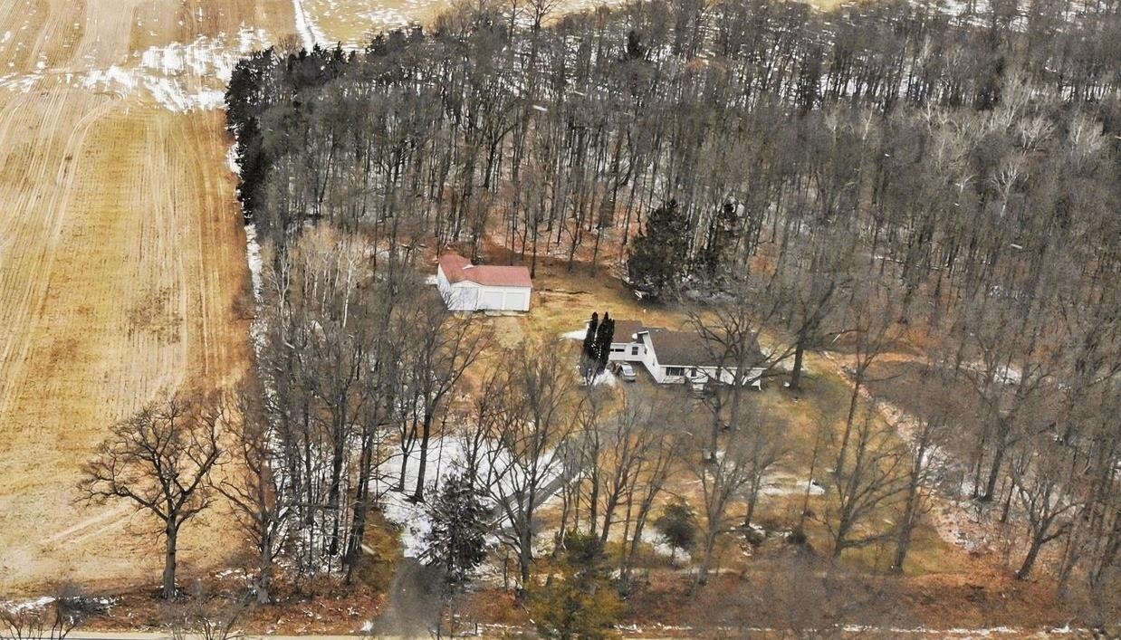 7495 McBride's Road Edmore, MI 48829 - Photo 29 of 38