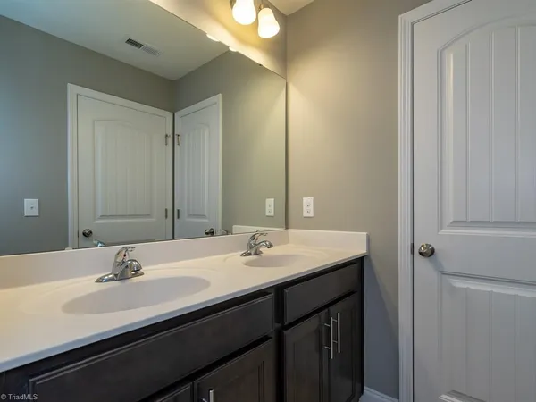 782 Heartpine Drive, Mebane, NC 27302