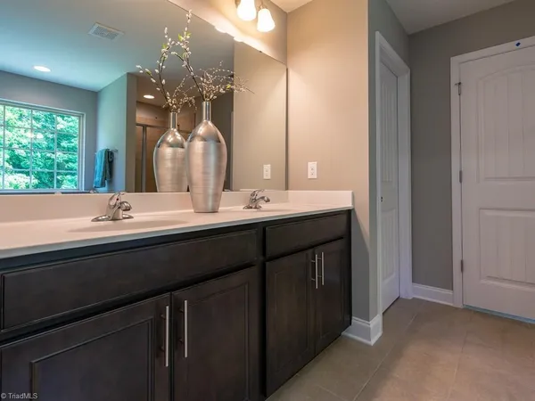 782 Heartpine Drive, Mebane, NC 27302
