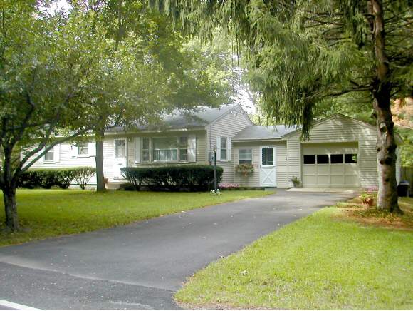 11 Shaker Road Concord, NH 03301 - Photo 1 of 1