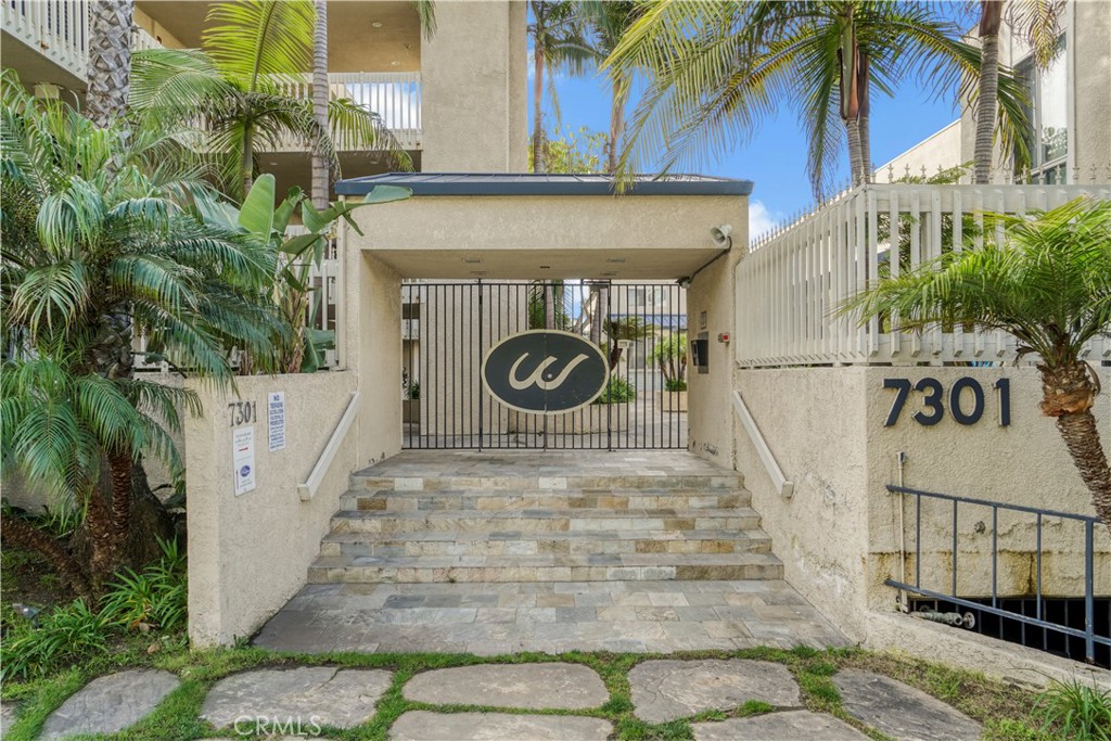 7301 Vista Del Mar, Unit A212 Playa del Rey, CA 90293 - Photo 36 of 45 Main Entrance