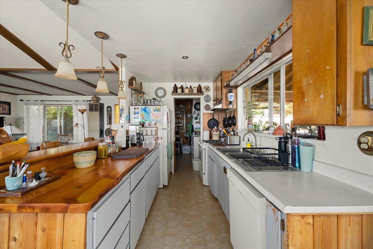 8440 Michigan Bluff Road Foresthill, CA 95631 - Photo 16 of 55 Gallery Image 16