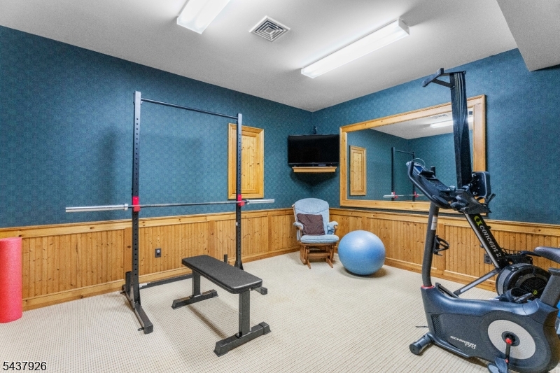 10 Barnstable Road Berkeley Heights, NJ 07922 - Photo 42 of 47