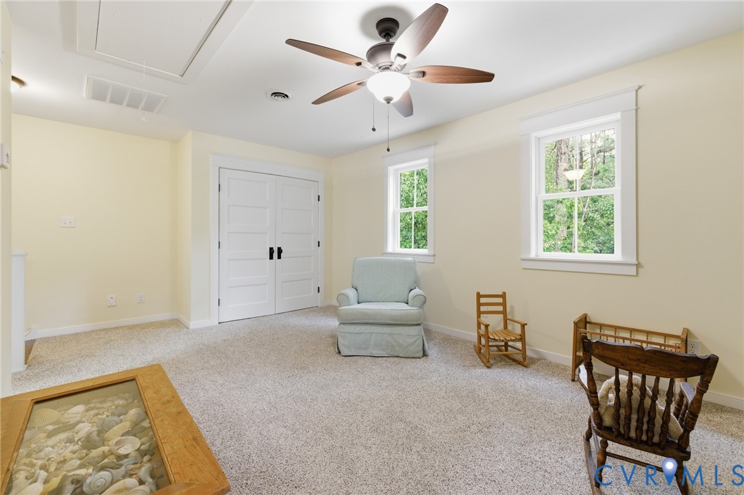 9562 Graves Road Petersburg, VA 23803 - Photo 33 of 54 Great flexible living space