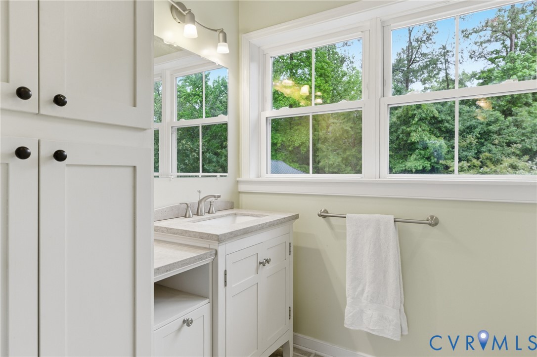 9562 Graves Road Petersburg, VA 23803 - Photo 45 of 54 Garage full bath