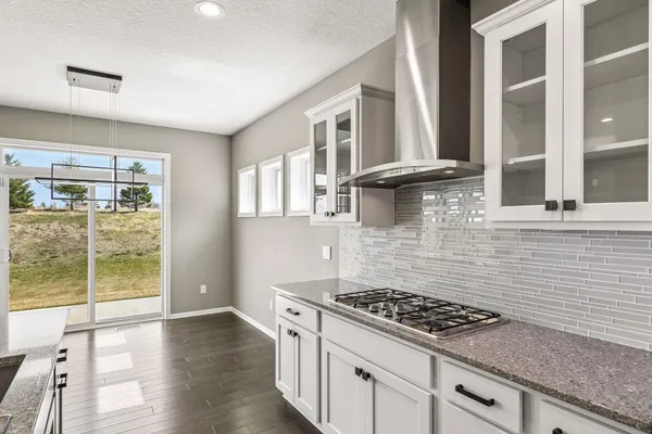 $3,495 | 16122 Estate Lane, Lakeville, MN 55044