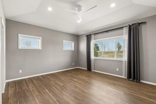 $3,495 | 16122 Estate Lane, Lakeville, MN 55044