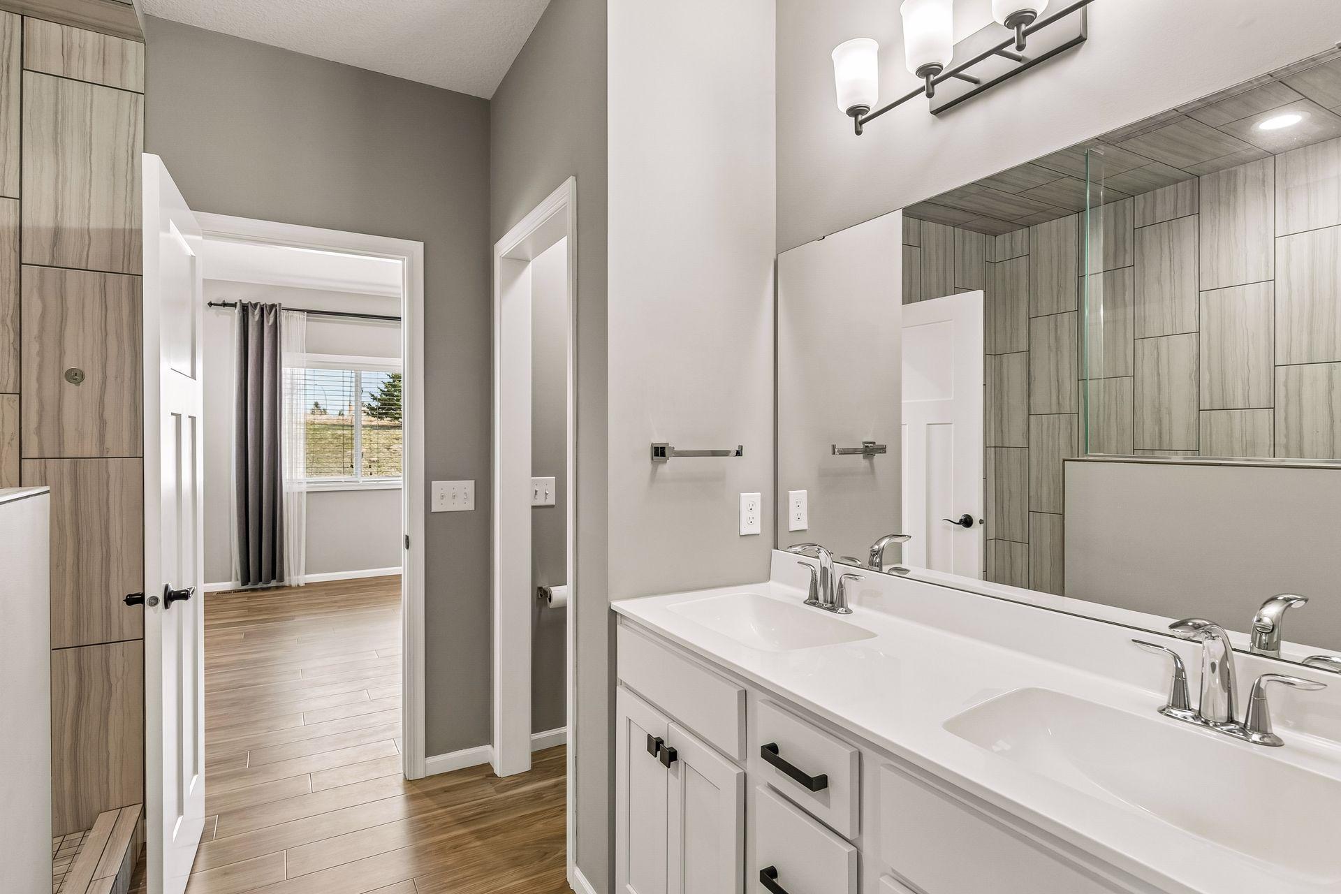 16122 Estate Lane Lakeville, MN 55044 - Photo 17 of 39