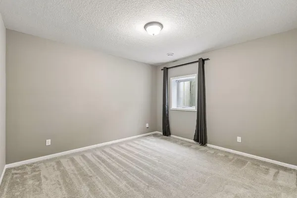 $3,495 | 16122 Estate Lane, Lakeville, MN 55044