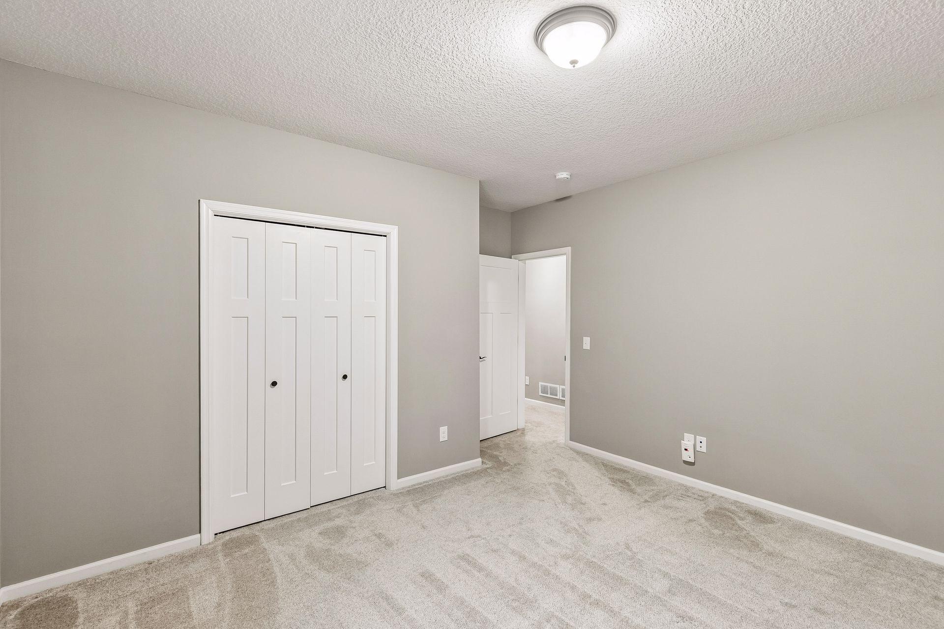 16122 Estate Lane Lakeville, MN 55044 - Photo 32 of 39