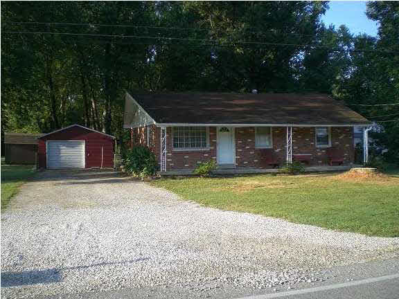 8933 South Vann Road Newburgh, IN 47630 - Photo 1 of 1