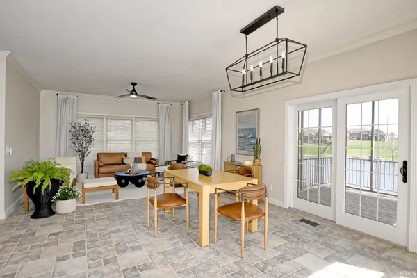 $1,049,000 | 2122 Lakes Edge Drive, Newburgh, IN 47630