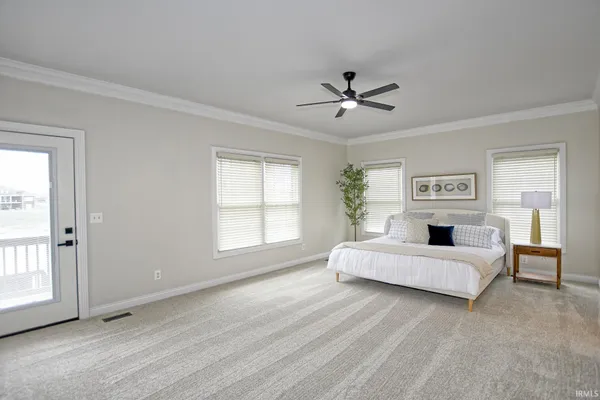 $1,049,000 | 2122 Lakes Edge Drive, Newburgh, IN 47630