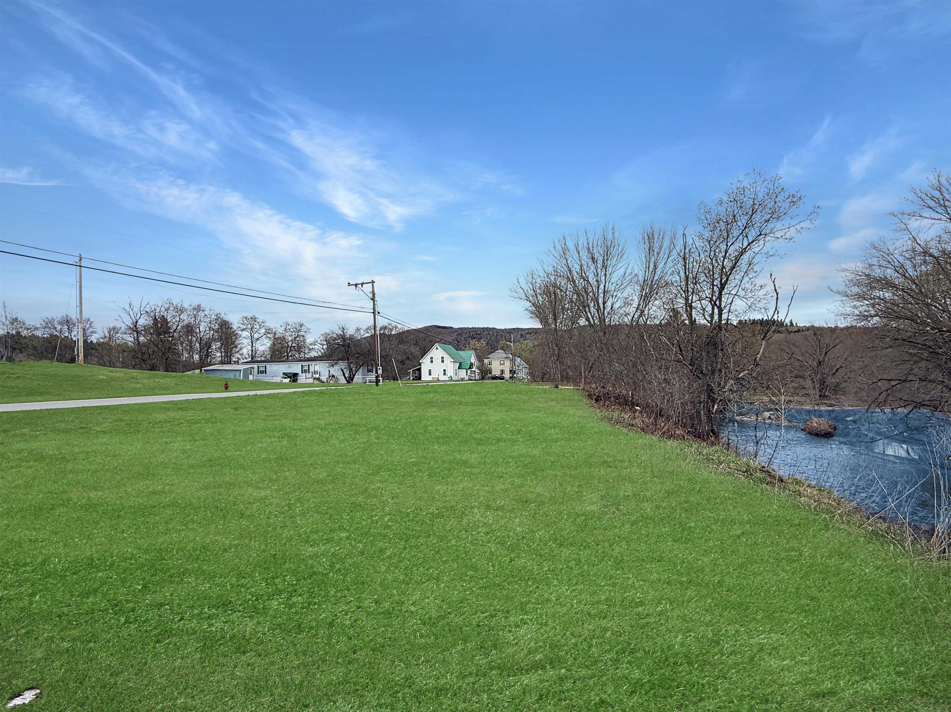 279-284 Hall Strm Road Canaan, VT 05902 - Photo 9 of 12