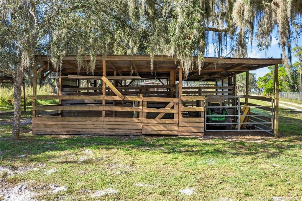 8401 Southwest Fox Brown Road Indiantown, FL 34956 - Photo 21 of 56