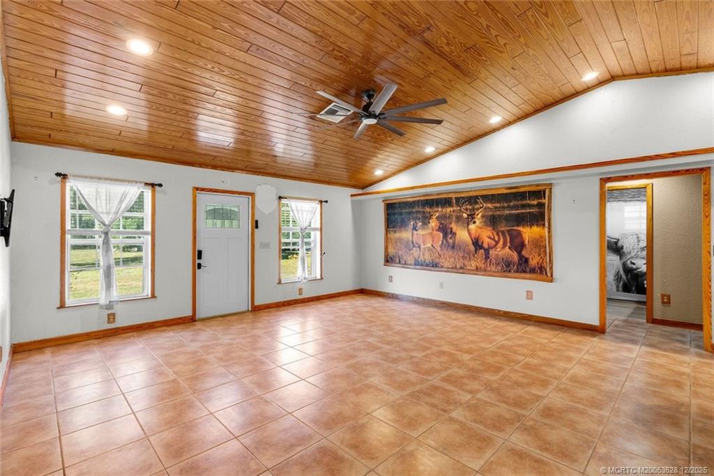 8401 Southwest Fox Brown Road Indiantown, FL 34956 - Photo 44 of 56 Main living