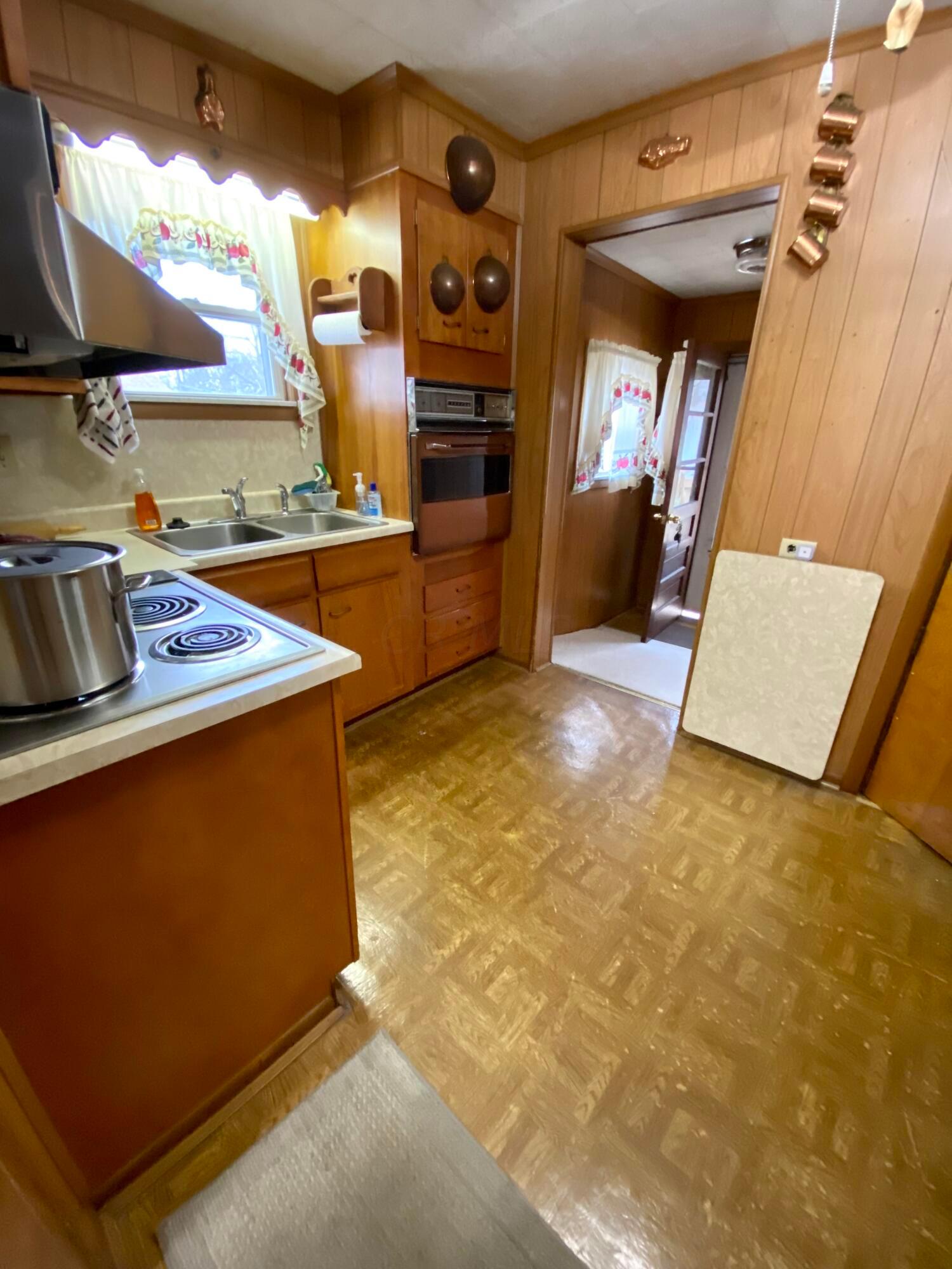 4461 Haughn Road Grove City, OH 43123 - Photo 6 of 15 5C149109-58CF-4C1B-9D57-0E9C1C665DB9