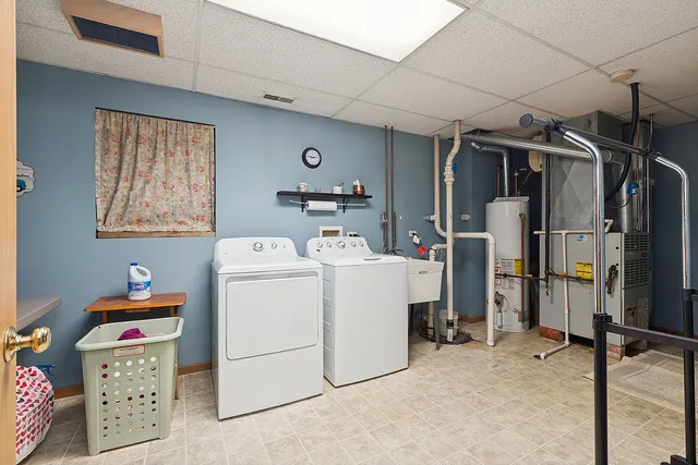 $325,000 | 25821 South Sunrise Drive, Monee, IL 60449