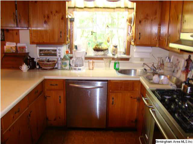 195 Pineview Road Sylacauga, AL 35150 - Photo 17 of 23