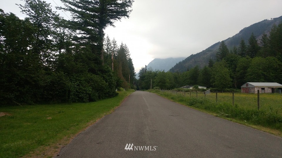40805 Dorman Road Gold Bar, WA 98251 - Photo 23 of 25 a view of a street