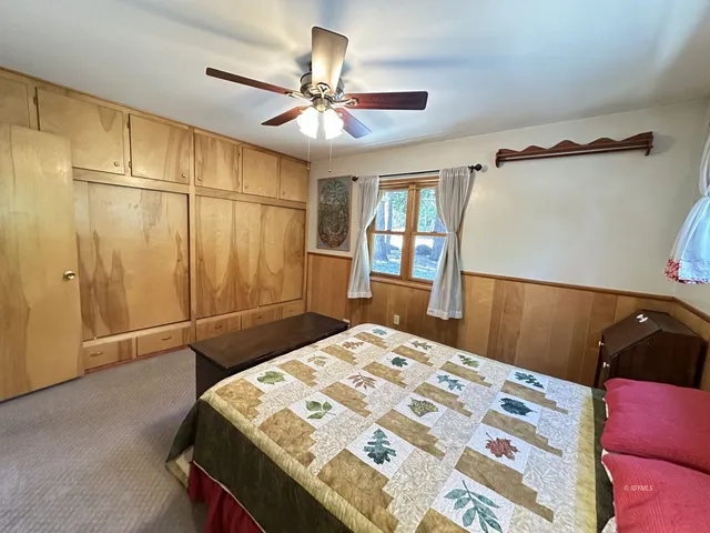 $2,500 | 26748 Mcmahan, Idyllwild, CA 92549