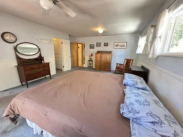 $2,500 | 26748 Mcmahan, Idyllwild, CA 92549