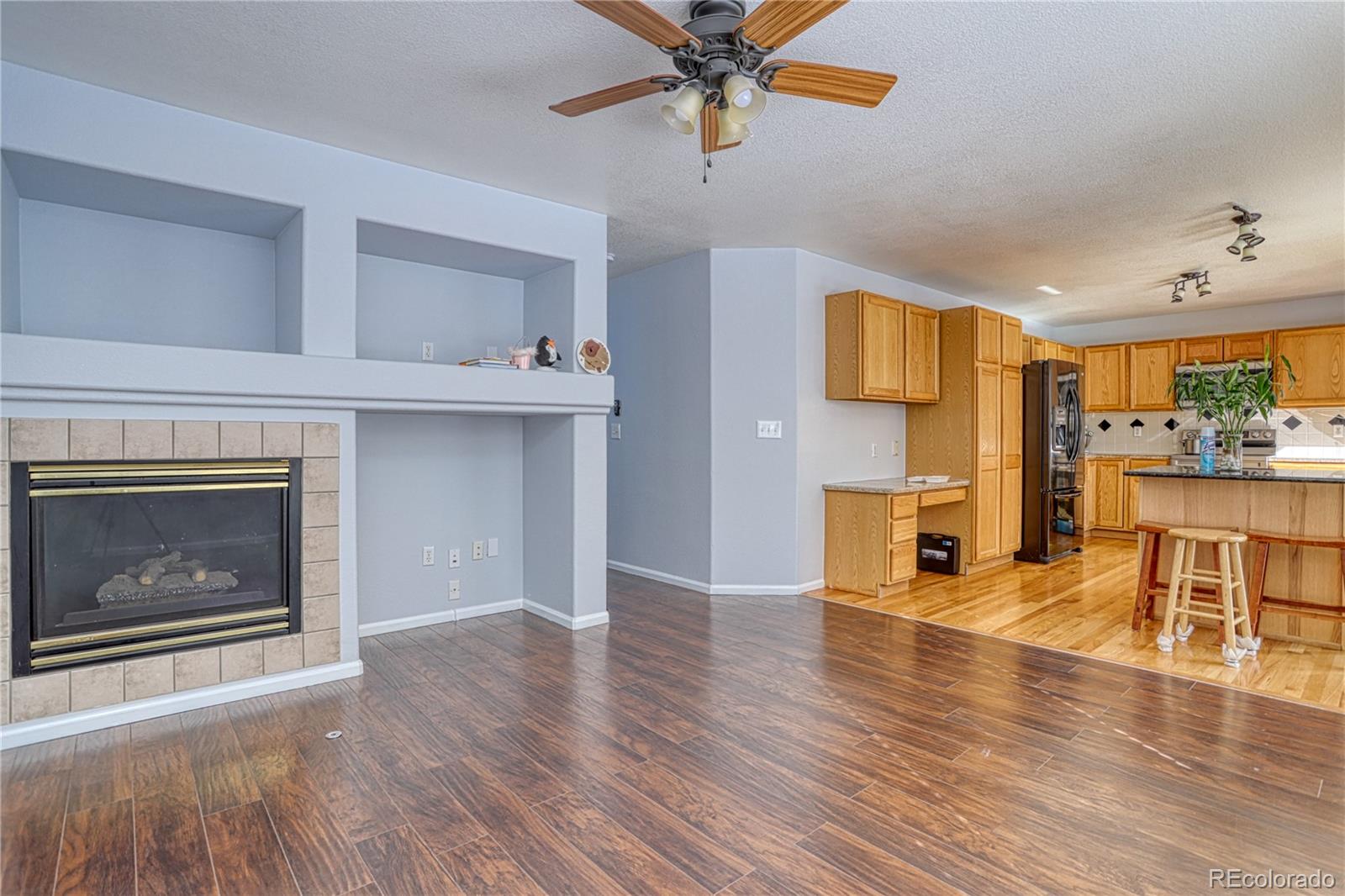 712 Chadwick Circle Highlands Ranch, CO 80129 - Photo 8 of 34 Gallery Image 8