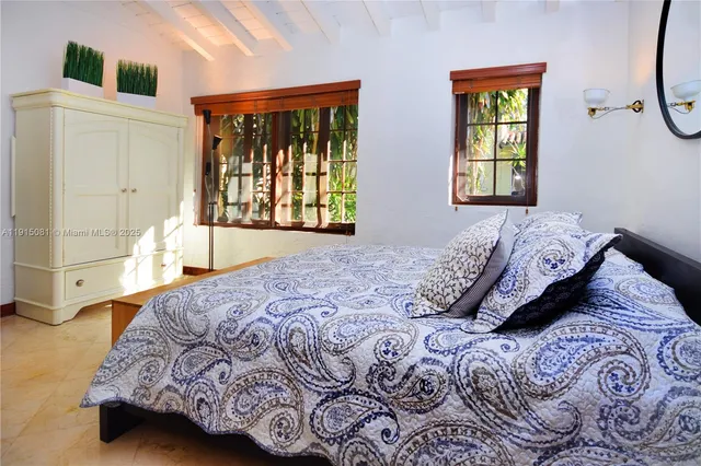 $523,900 | 1301 Milan Avenue, Unit 4, Coral Gables, FL 33134