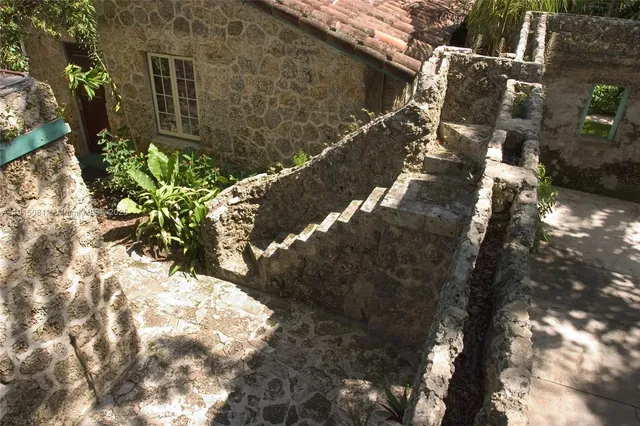 $523,900 | 1301 Milan Avenue, Unit 4, Coral Gables, FL 33134