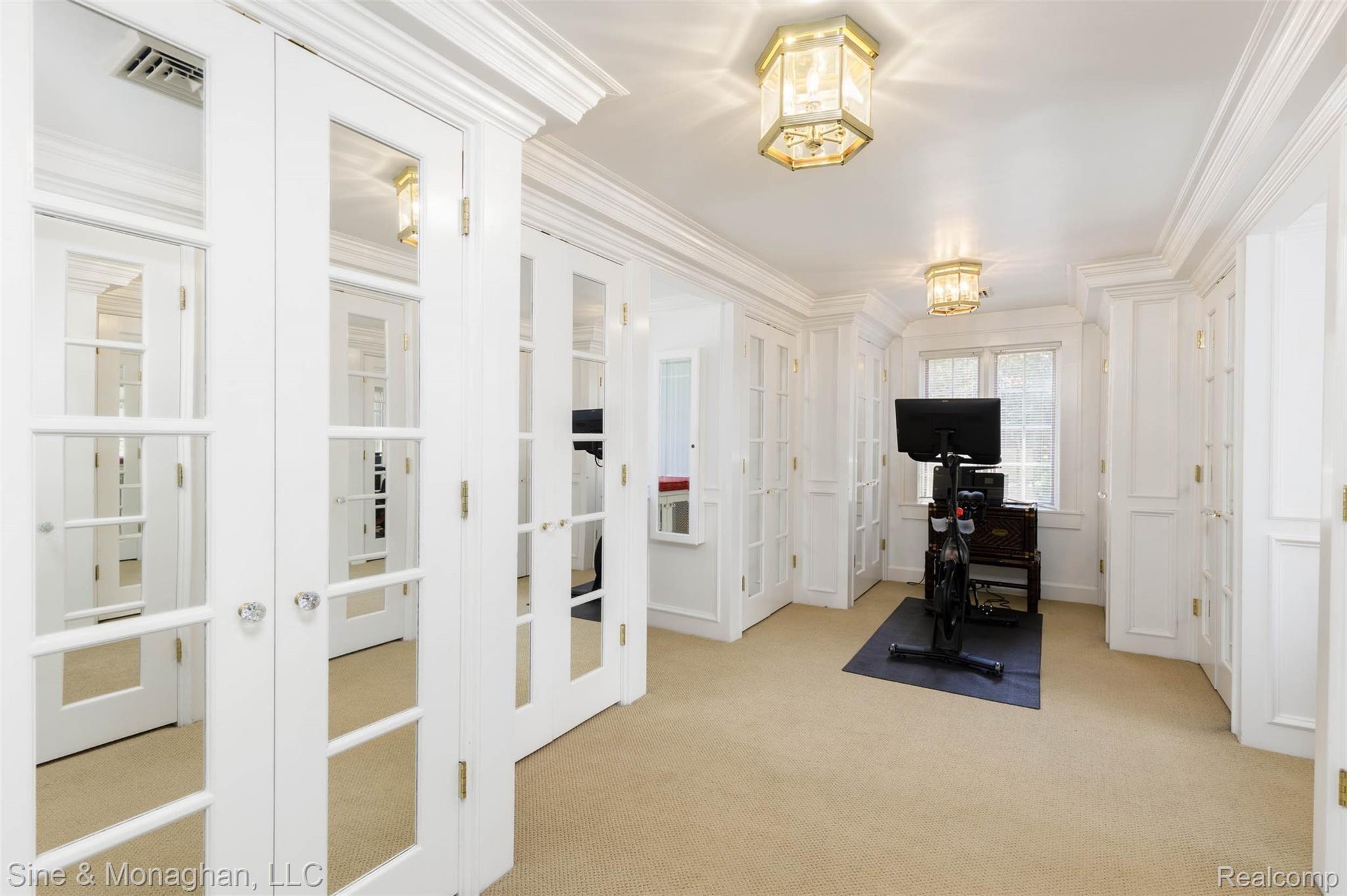 76 Cloverly Road Grosse Pointe, MI 48236 - Photo 37 of 74 76 Cloverly-45.jpg
