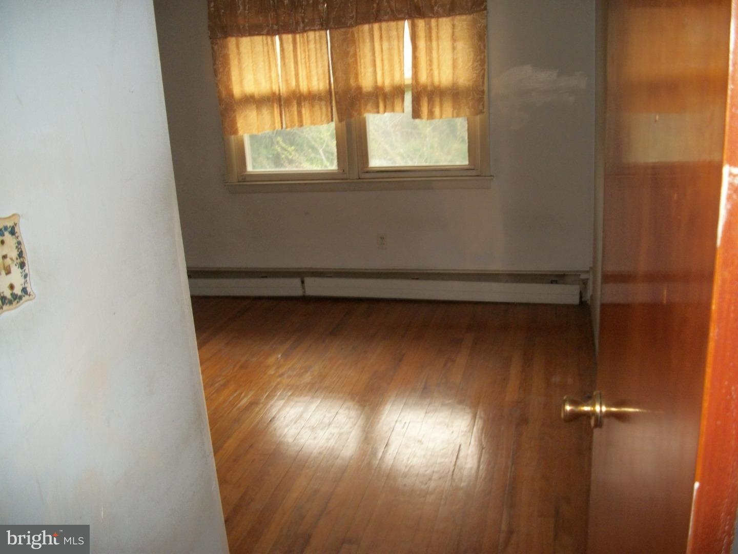 136 Upper Ferry Road Ewing, NJ 08628 - Photo 10 of 18 Bedroom 2