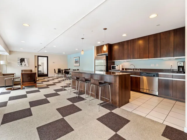 $1,695 | 48 Groveland Terrace, Unit B103, Minneapolis, MN 55403