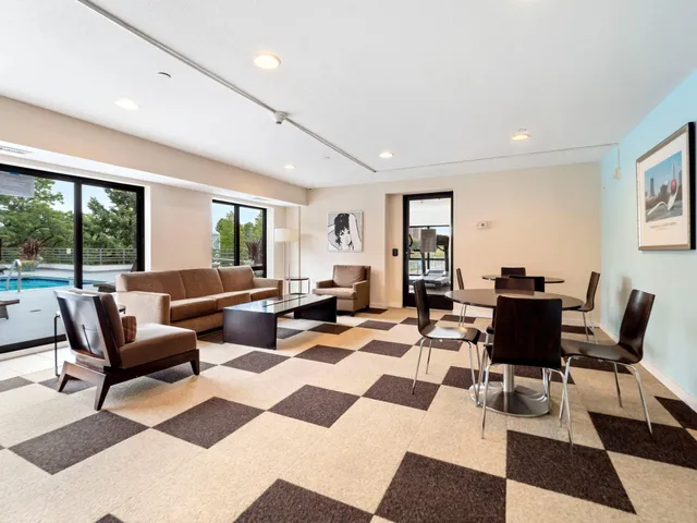 $1,695 | 48 Groveland Terrace, Unit B103, Minneapolis, MN 55403