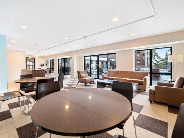 $1,695 | 48 Groveland Terrace, Unit B103, Minneapolis, MN 55403