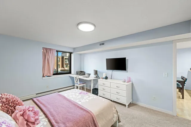 $1,695 | 48 Groveland Terrace, Unit B103, Minneapolis, MN 55403