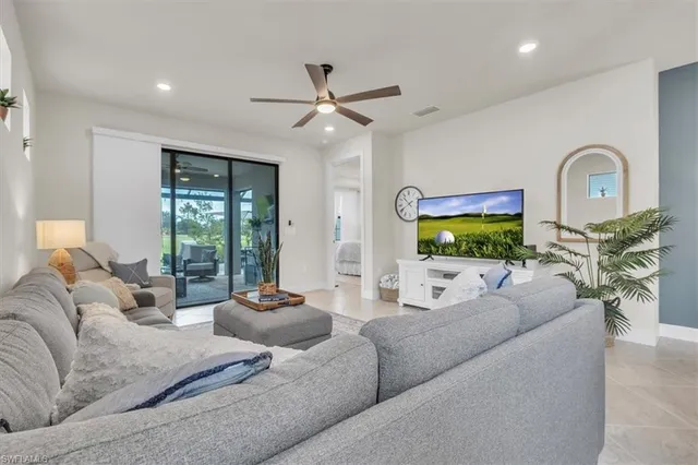 $399,900 | 16633 Rolling Rock Boulevard, Alva, FL 33920