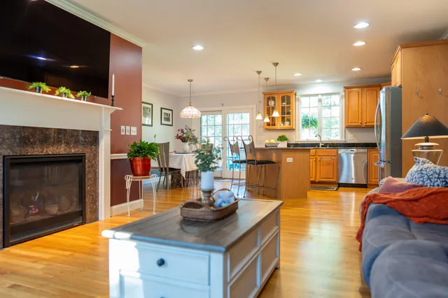 $899,000 | 62 3 Ponds Drive, Barnstable, MA 02632