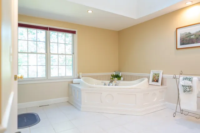 $899,000 | 62 3 Ponds Drive, Barnstable, MA 02632